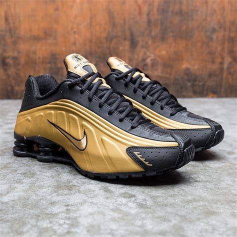 nike shox herren gold|shox shoes for men.